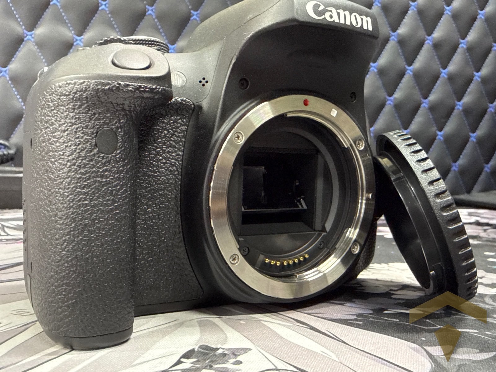 Canon EOS 750D